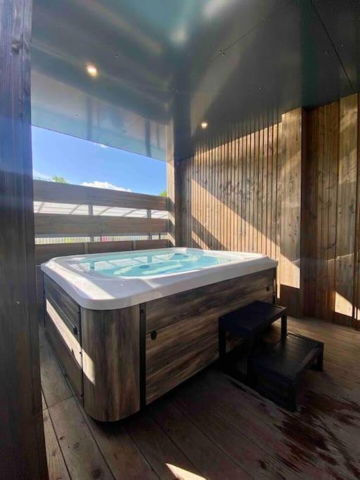 Chalet Le Bergeronnette Labouheyre Exterior photo